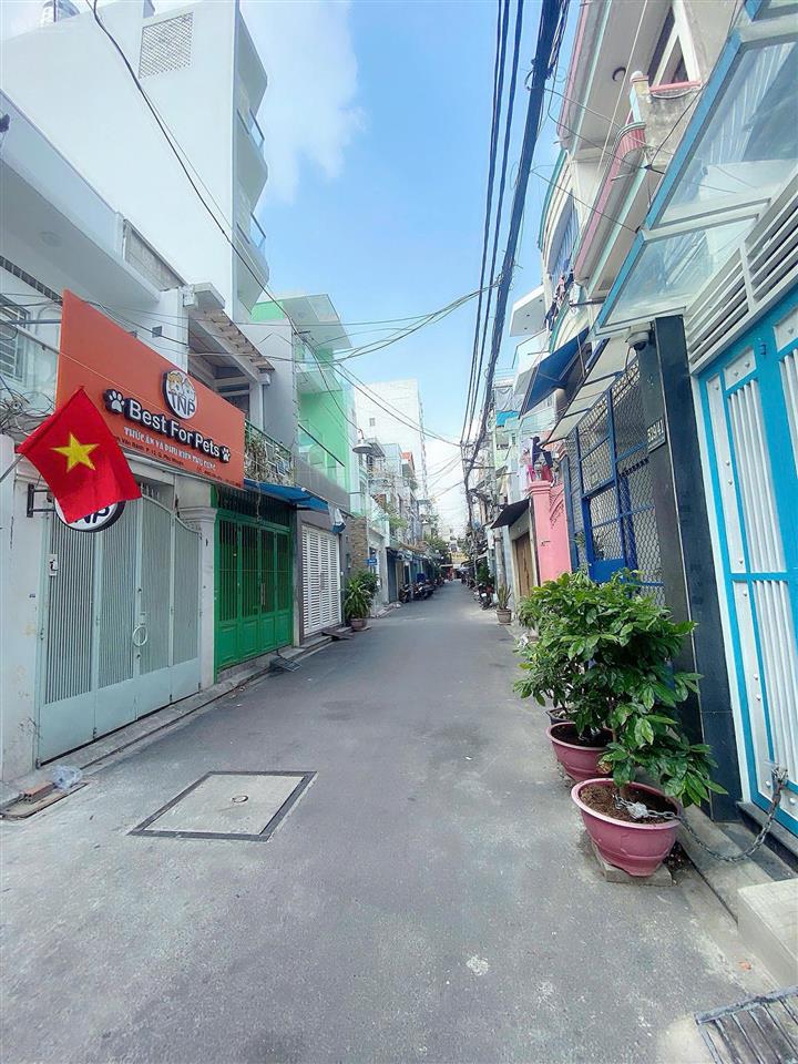 Chính chủ bán nhà đang ở hẻm xe hơi trải nhựa 6m 529/ huỳnh văn bánh 2 lầu  40m2
