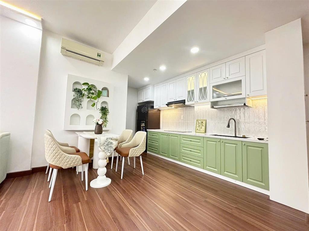 Chuyên cho thuê căn hộ tại masteri thảo điền  nội thất hiện đại   0938 519 *** vy