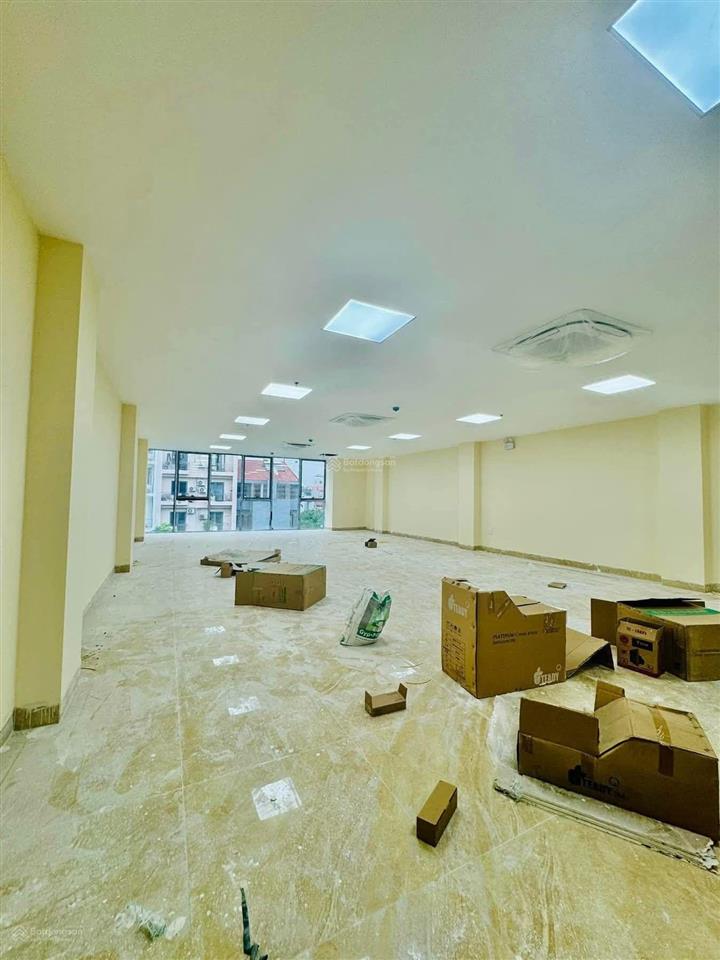 Building mặt phố đào tấn 122 tỷ 160m2 x 6 tầng, thang máy thông sàn