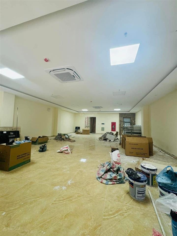 Building mặt phố đào tấn 122 tỷ 160m2 x 6 tầng, thang máy thông sàn