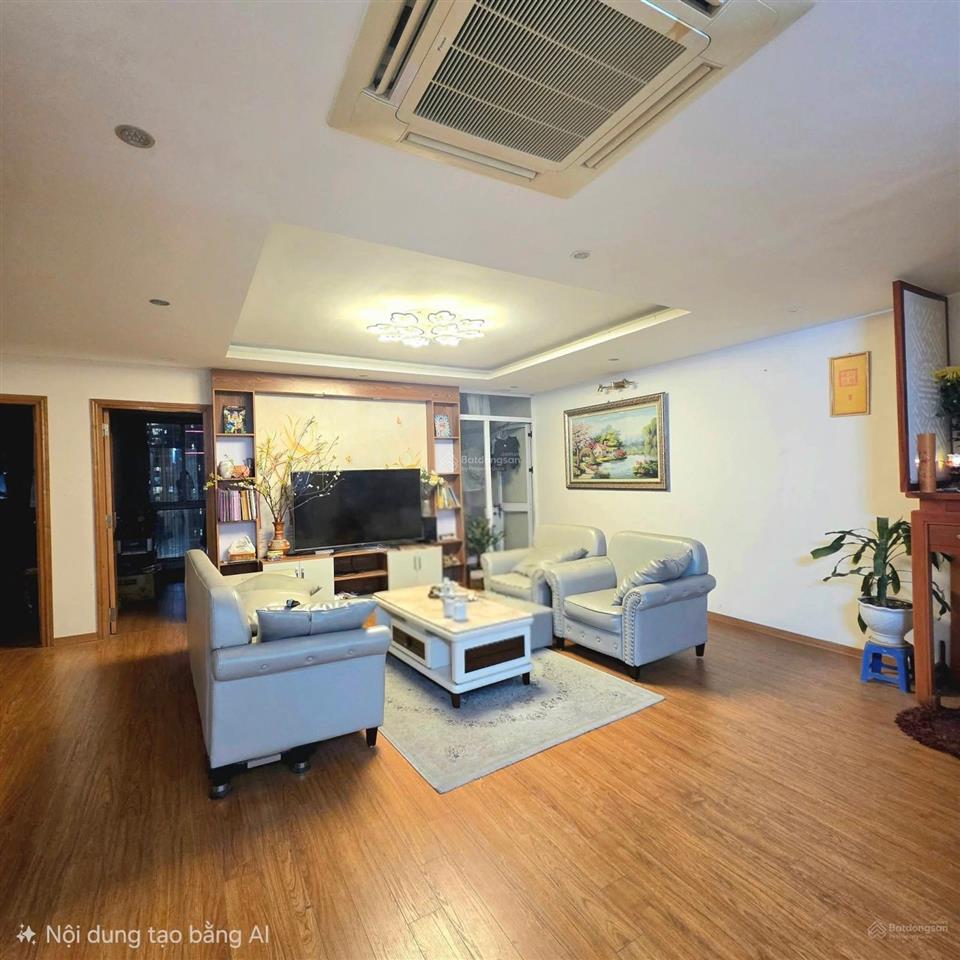 Quận ủy tây hồ 50m2 x 8 tầng, giá 32 tỷ, thang máy, vỉa hè ô tô tránh dừng đỗ, kinh doanh