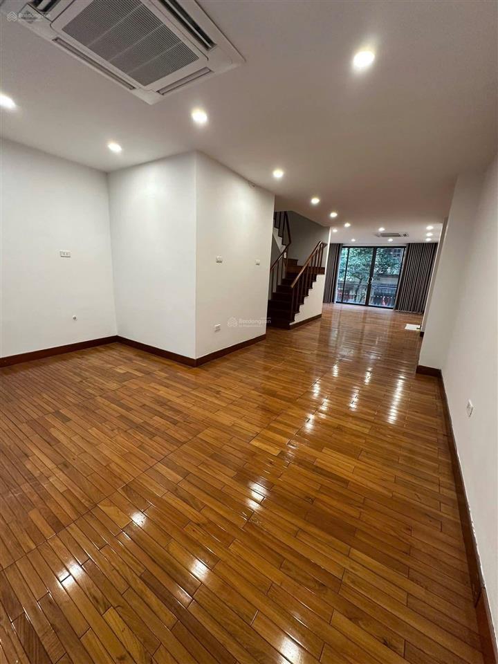 Mạc thái tổ 60m2 x7t giá 37 tỷ. phân lô ô tô tránh, thang máy , kinh doanh