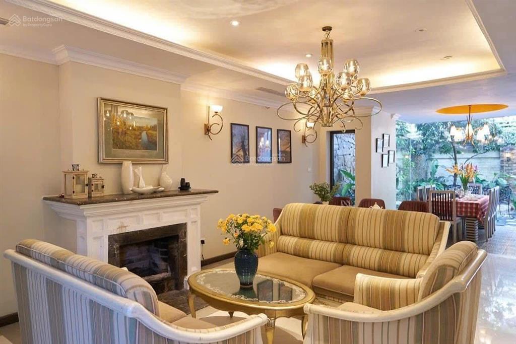 Ciputra tây hồ 350m2 x 4t giá 137 tỷ, lô góc, khu vip đẳng cấp thượng lưu