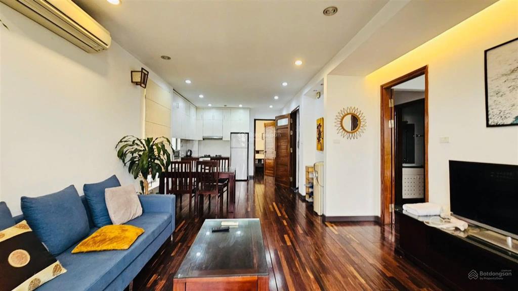 Đặng thai mai  tây hồ 260m2 x 6 tầng giá 230 tỷ. phân lô ô tô tránh, thang máy