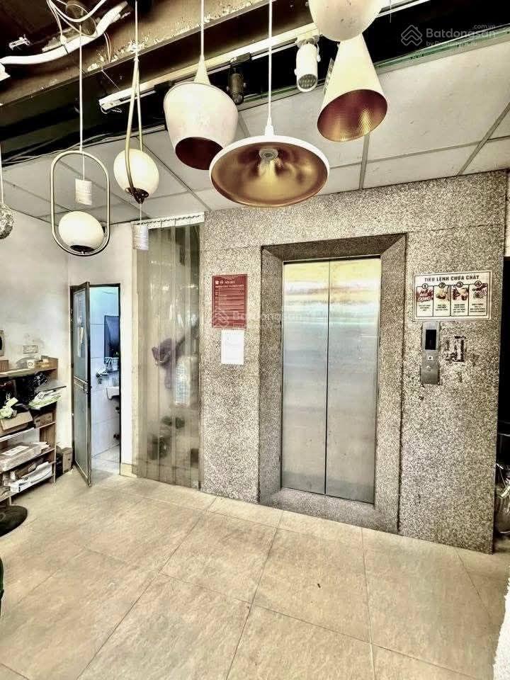 Mặt phố nguyễn xiển 60m2 x 7t tầng, giá 29,9 tỷ. kinh doanh, thang máy, ô tô tránh
