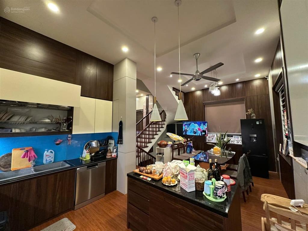 Biệt thự lk khu đô thị lideco ql 32 hoài đức, diện tích 144,3m2, số tầng 5 tầng, giá 23,5 tỷ