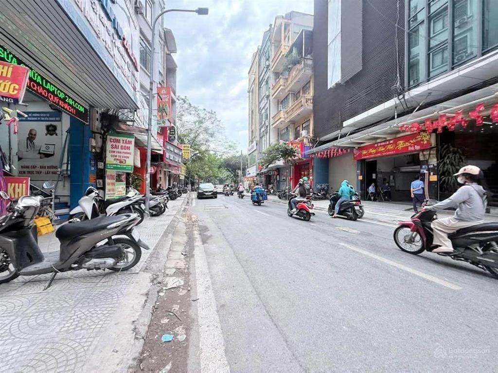 Chùa láng 95m2 x 8 tầng giá 35 tỷ. phân lô ô tô tránh dòng tiền 120tr/tháng