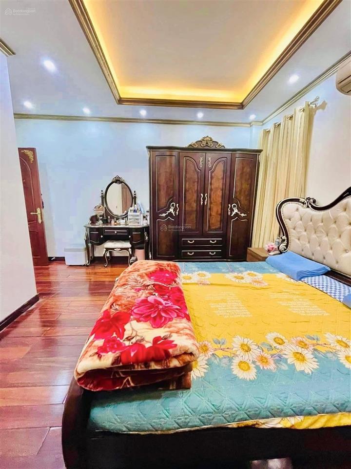 Chùa bộc đống đa giá 35 tỷ x 99m2 x 7 tầng thang máy, dòng tiền 1,2 tỷ/n