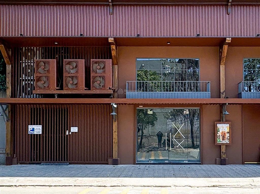 Cho thuê văn phòng mặt tiền đường số 9 khu trung tâm hành chính dĩ an