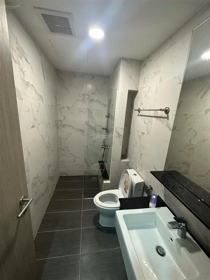 Giá 7 tỷ, thiện chí bán căn 2 ngủ đông nam tòa s4 seasons avenue.  ngay 0965 179 ***