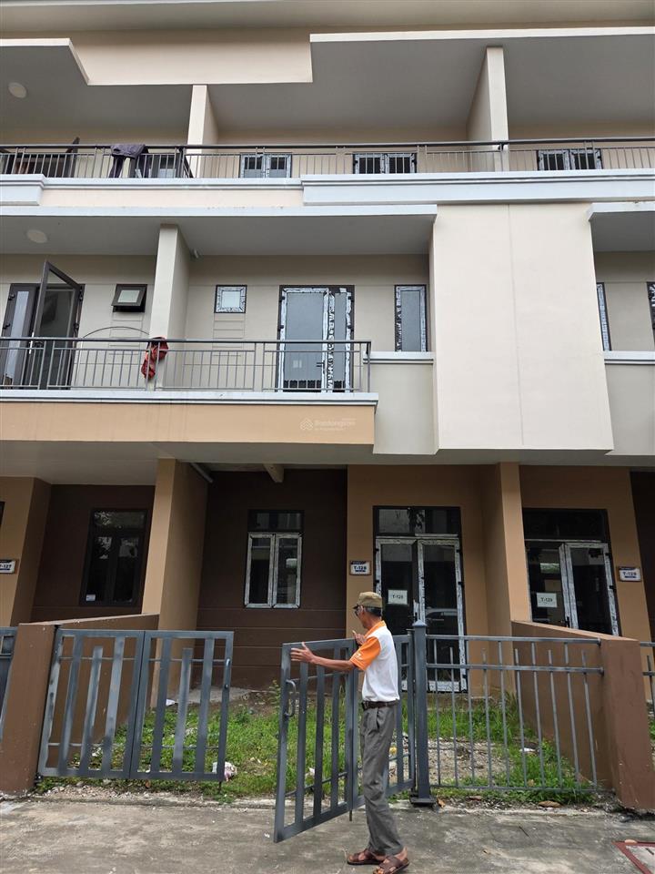Cho thuê lâu dài nhà mộc liền kề centa 75m2