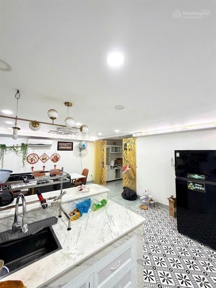 90m²  hẻm xe hơi  gần cv gia định  ngang 5n  8 tỷ x