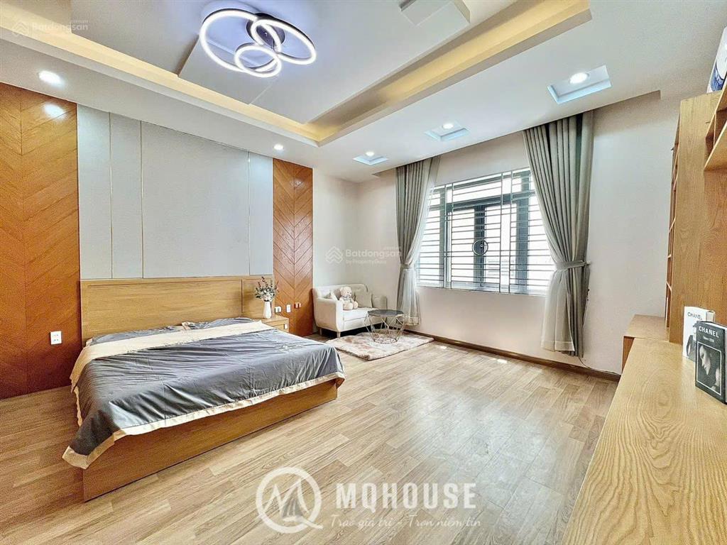 / căn hộ 1 phòng ngủ, nội thất  dịch vụ đầy đủ, mới khai trương