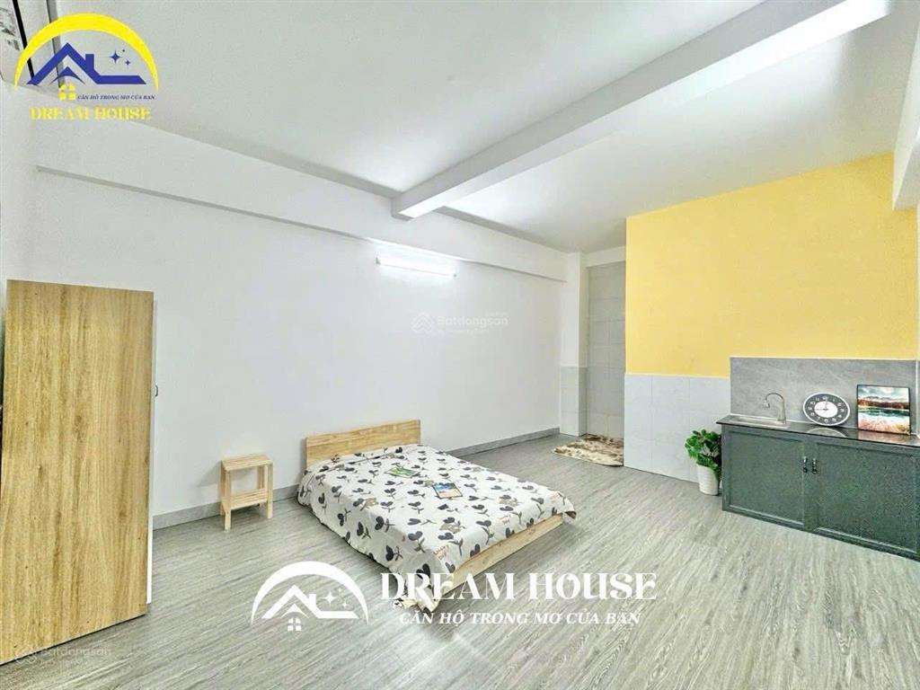 Phòng trọ nội thất cơ bản tại vòng xoay  công viên phú lâm trống sẵn