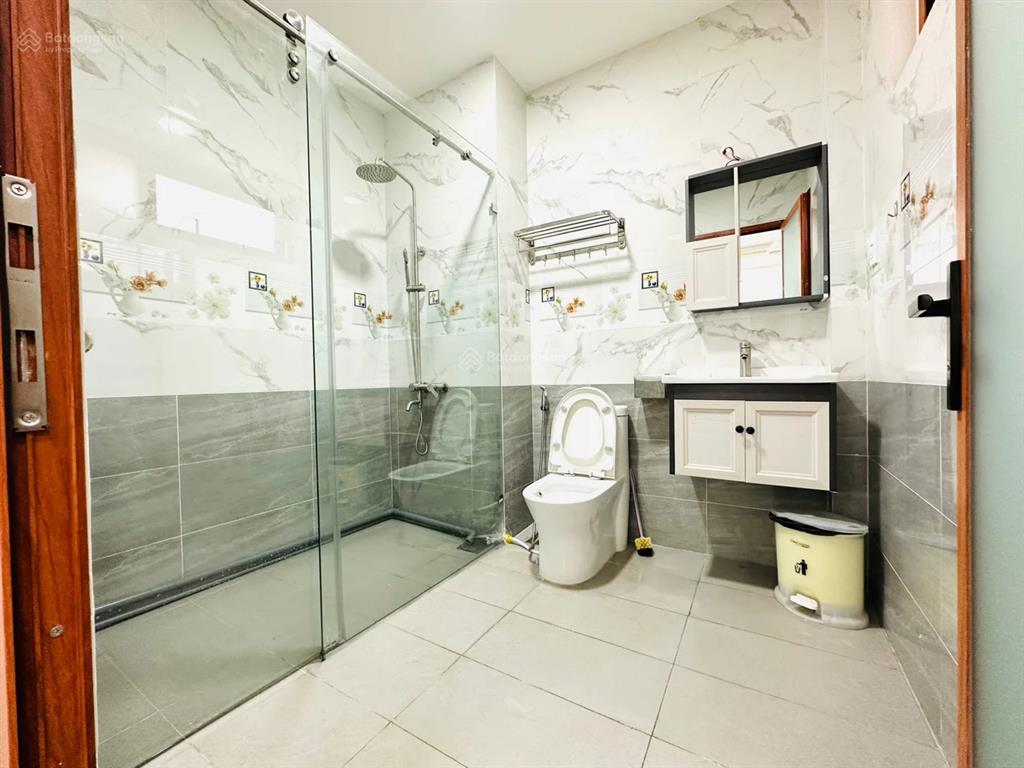 Phòng đẹp mini có full nội thất và máy giặt riêng rất đẹp ở lê văn quới