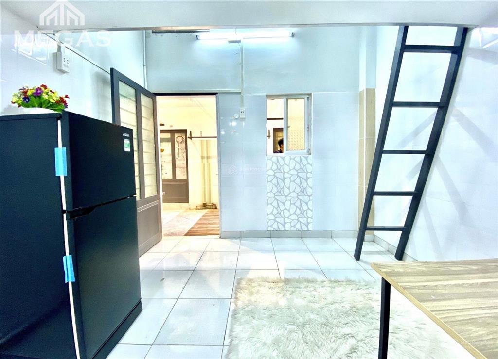 Trọ gác cao 2 mét gần vòng xoay phú lâm có chi phí rẻ