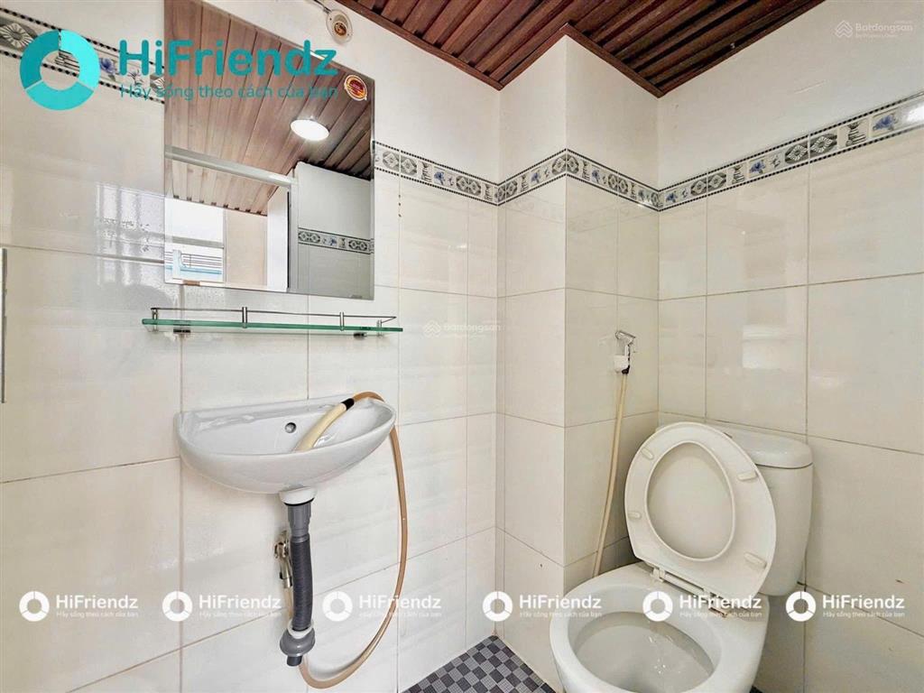 Căn hộ trống sẵn  nội thất cơ bản thoáng mát thuận tiện di chuyển