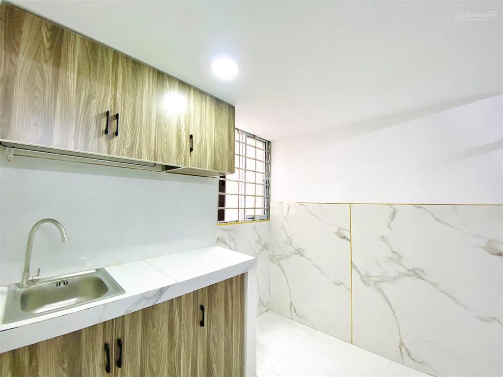 Trọ rộng rãi trống sẵn 1 phòng cho thuê giá tốt  nội thất cơ bản