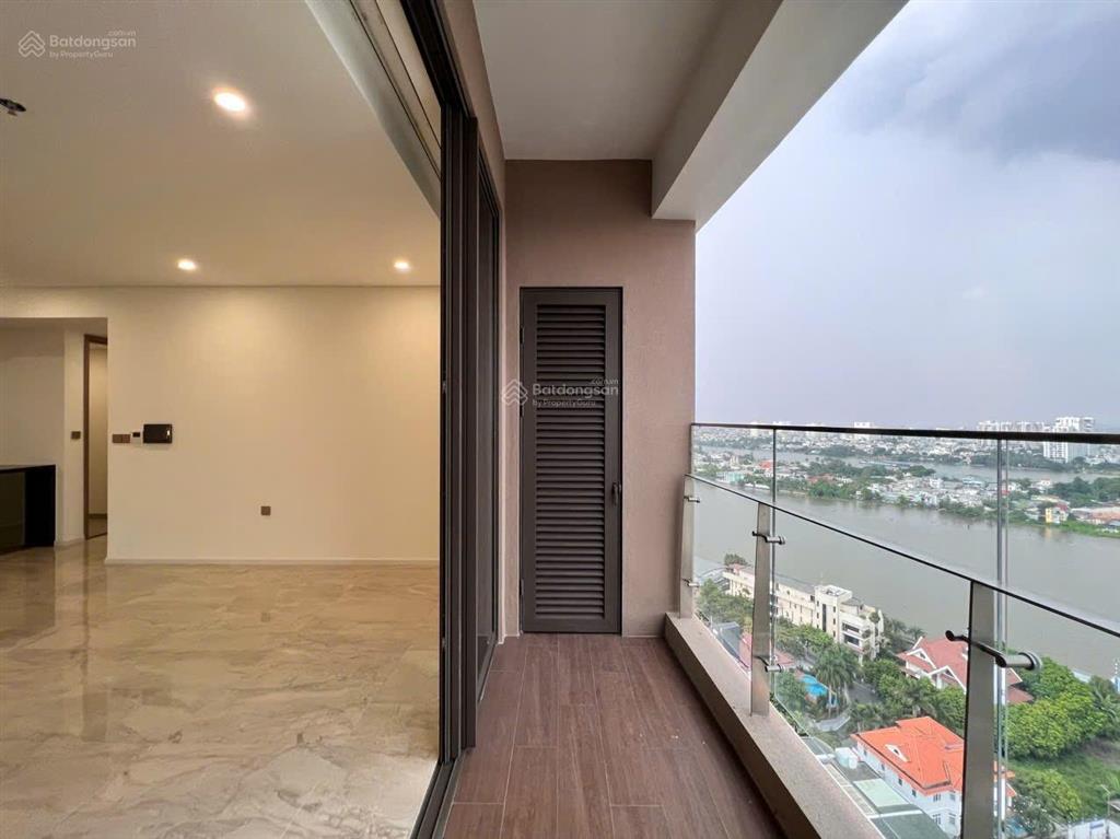 Cho thuê căn 3pn2wc không nội thất giá 67,5tr/tháng, view sông trực diện, xem nhà 24/7