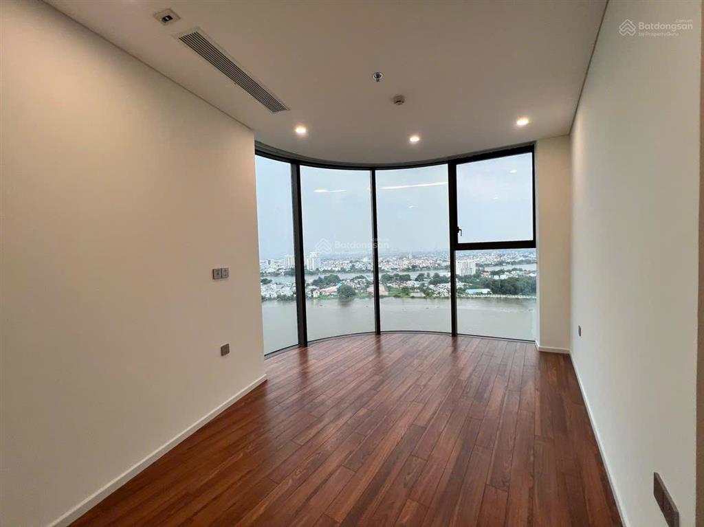 Cho thuê căn 3pn2wc không nội thất giá 67,5tr/tháng, view sông trực diện, xem nhà 24/7