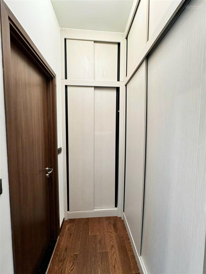 Cho thuê 1pn1wc, 58m2, 27tr/tháng, tầng cao view thoáng, chủ thân hỗ trợ thương lượng giá tốt