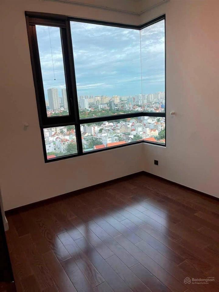 Căn hiếm 3pn "không có nội thất" tại d'edge 135m2 70tr/tháng, trống sẵn vào liền, xem nhà 24/7