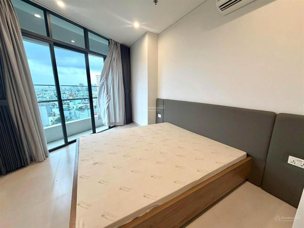 City garden 3pn2wc 140m2 50tr/tháng (đã bao gồm phí ql), giá tốt, tầng cao view thoáng, xem dễ