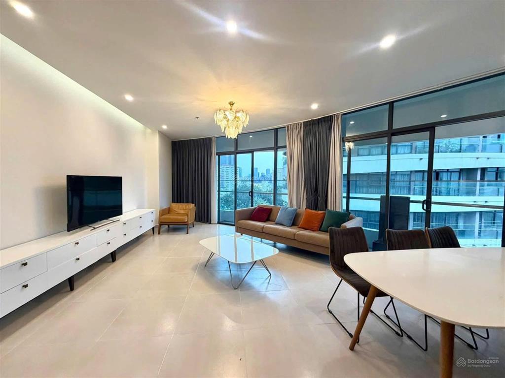 City garden 3pn2wc 140m2 50tr/tháng (đã bao gồm phí ql), giá tốt, tầng cao view thoáng, xem dễ