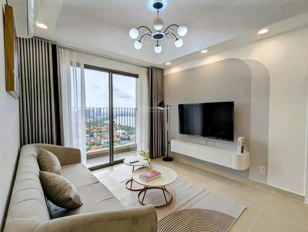Sẵn sổ sang tên 7,650 tỷ 2pn 74m2, giá đầu tư cực tốt, hỗ trợ vay, hợp đồng thuê giá cao