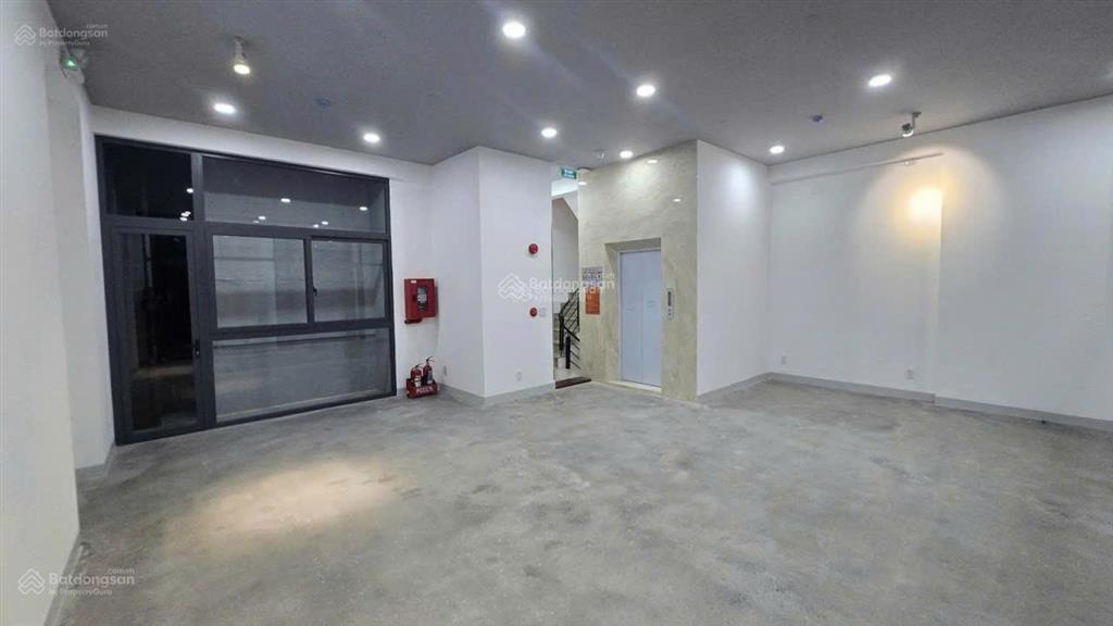 Cho thuê nhà mới 48/28 hồ biểu chánh, phường 11, quận phú nhuận