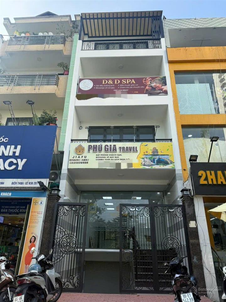 Cho thuê nhà mới hẻm xe hơi số 20 lê quý đôn, phường 12, quận phú nhuận.