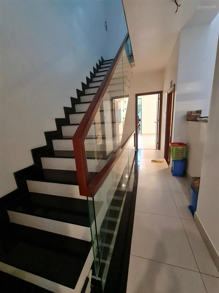 Cho thuê nhà hẻm xe tải 158/20 đường hoàng hoa thám, phường 12, quận tân bình