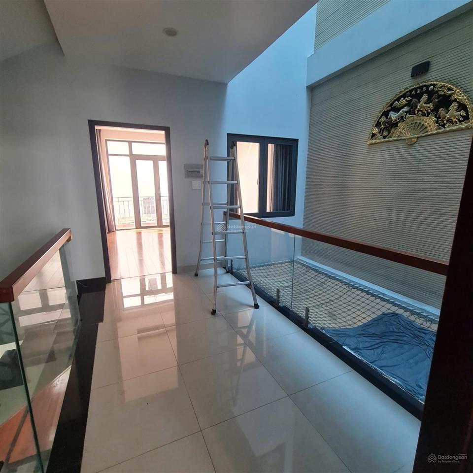Cho thuê nhà 496 dương quảng hàm, phường 6, quận gò vấp.