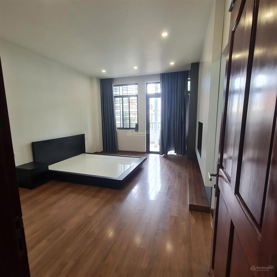 Cho thuê nhà 496 dương quảng hàm, phường 6, quận gò vấp.
