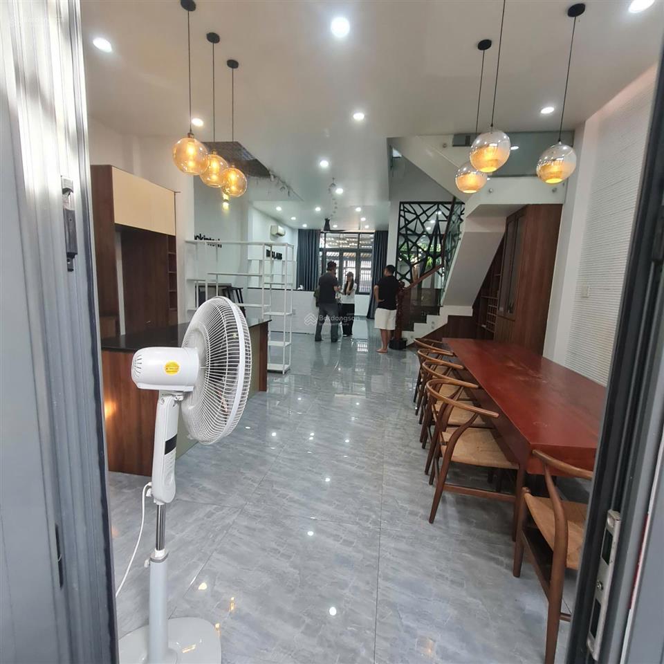 Cho thuê nhà 496 dương quảng hàm, phường 6, quận gò vấp.