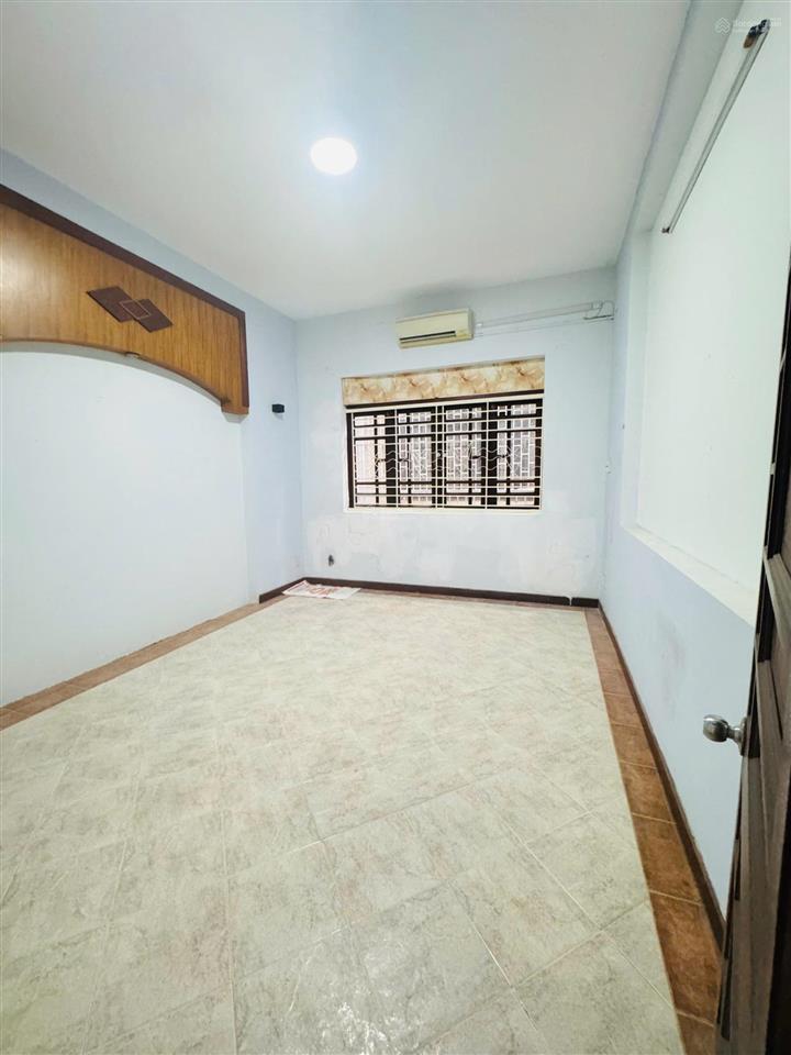 Cho thuê nhà 136/7c vạn kiếp, phường 1, bình thạnh