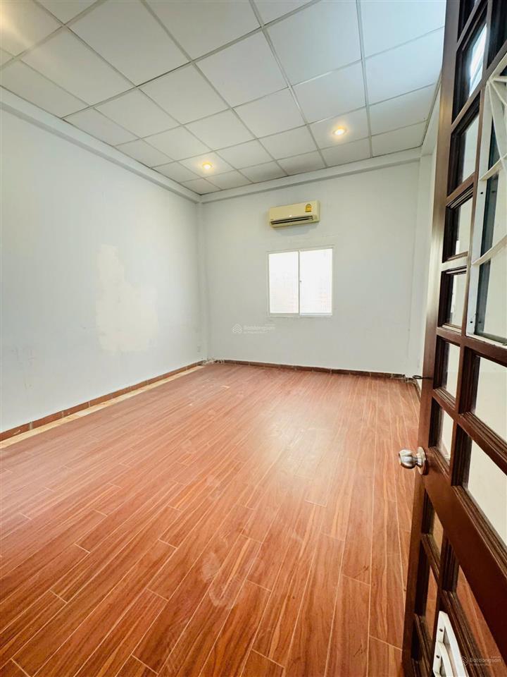 Cho thuê nhà 136/7c vạn kiếp, phường 1, bình thạnh