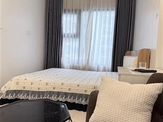 Chuyển công tác gấp cần cho thuê căn studio 32m2  6.5tr/th nội thất cao cấp.   0366 909 ***