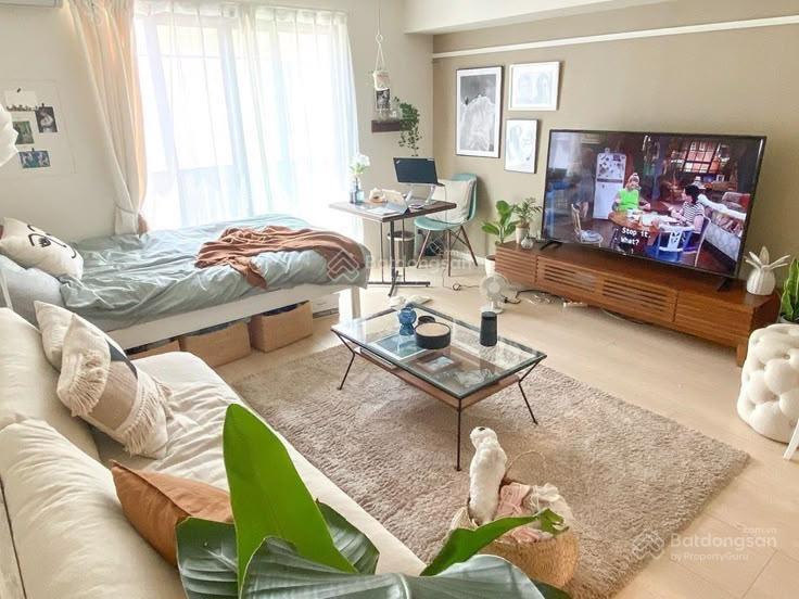 Bán gấp officetel newston residence phú nhuận, giá rẻ 3ty3 nhận nhà, dt 35m2, view đẹp thoáng.