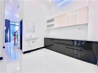 Bán nhà hẻm xe hơi, ngay ngã ba đông quang, nguyễn ảnh thủ vào 100m, 1 tỷ 036 triệu