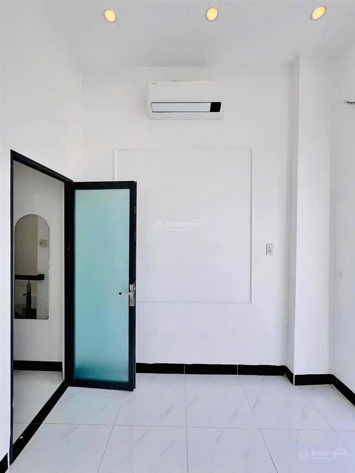 Bán nhà hẻm xe hơi, ngay ngã ba đông quang, nguyễn ảnh thủ vào 100m, 1 tỷ 036 triệu