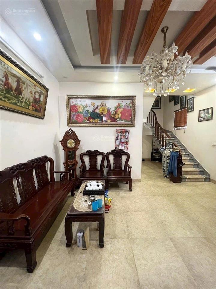 Bán nr 5pn, 3wc, 110m2 tại thôn văn đức, 63 triệu/m2