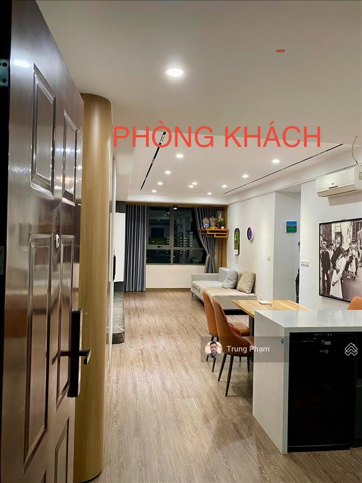 Cc bán gấp căn góc 3pn 2wc tầng trung. view trực diện hồ điều hòa, tòa no3t1 ngoại giao đoàn