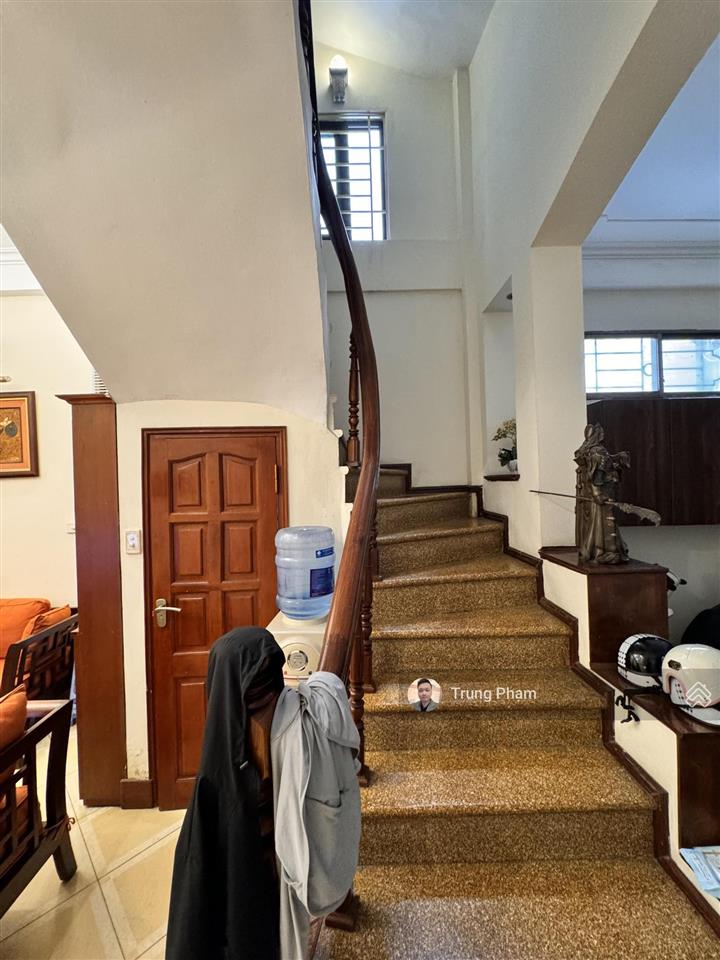 Bán nhà quan thổ 3, tôn đức thắng. dt 45m2  mt 3,6m  5 tầng căn góc 3 mặt thoáng. giá 10,3 tỷ