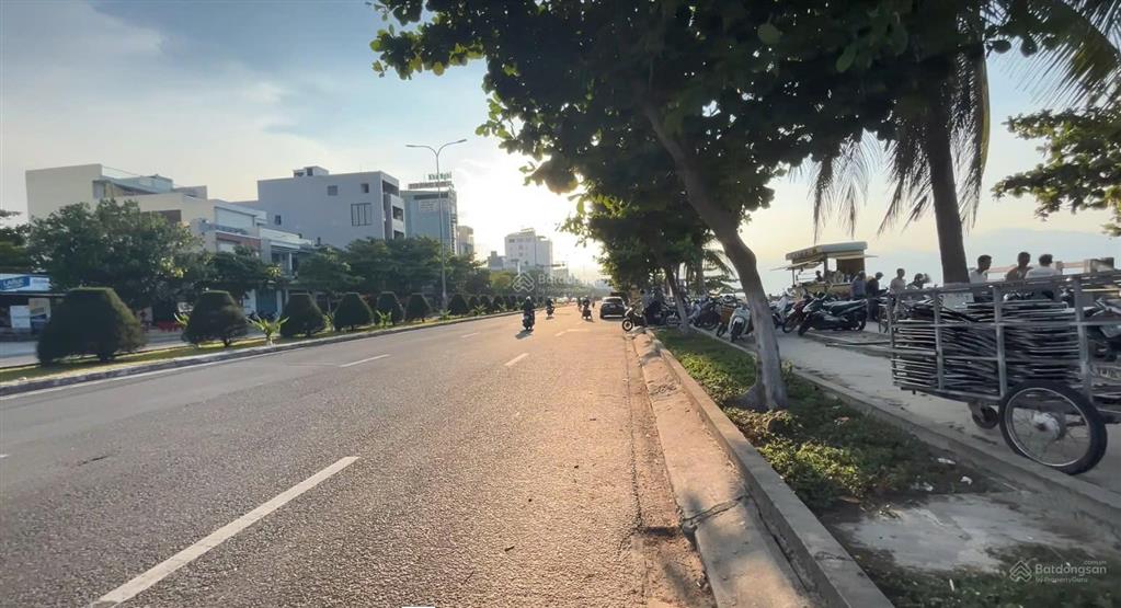 Bán đất tại nguyễn tất thành, 15,5 tỷ, 125 m2, pháp lý đầy đủ, hàng hiếm tại đà nẵng