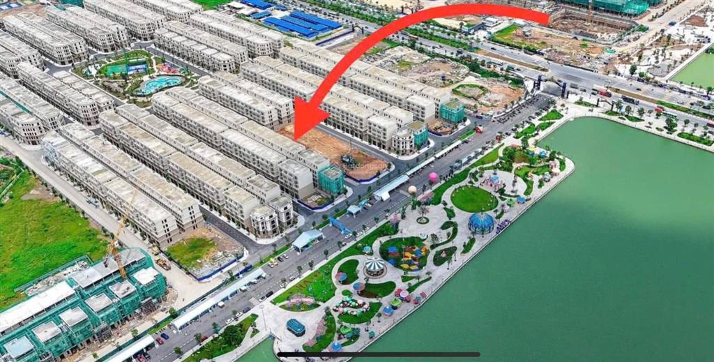Chính chủ tôi cần bán căn đơn lập thiên nga 09 view trực diện hồ 32ha vin cổ loa