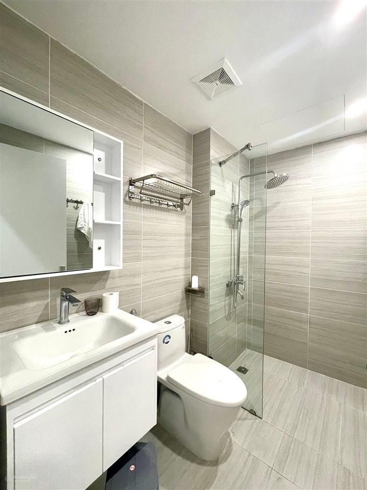 Tuyệt tác! nhà tôn đức thắng, 30m ra ô tô, 2 thoáng, 3 gác, mặt tiền 5m, tặng full nội thất, 43m2