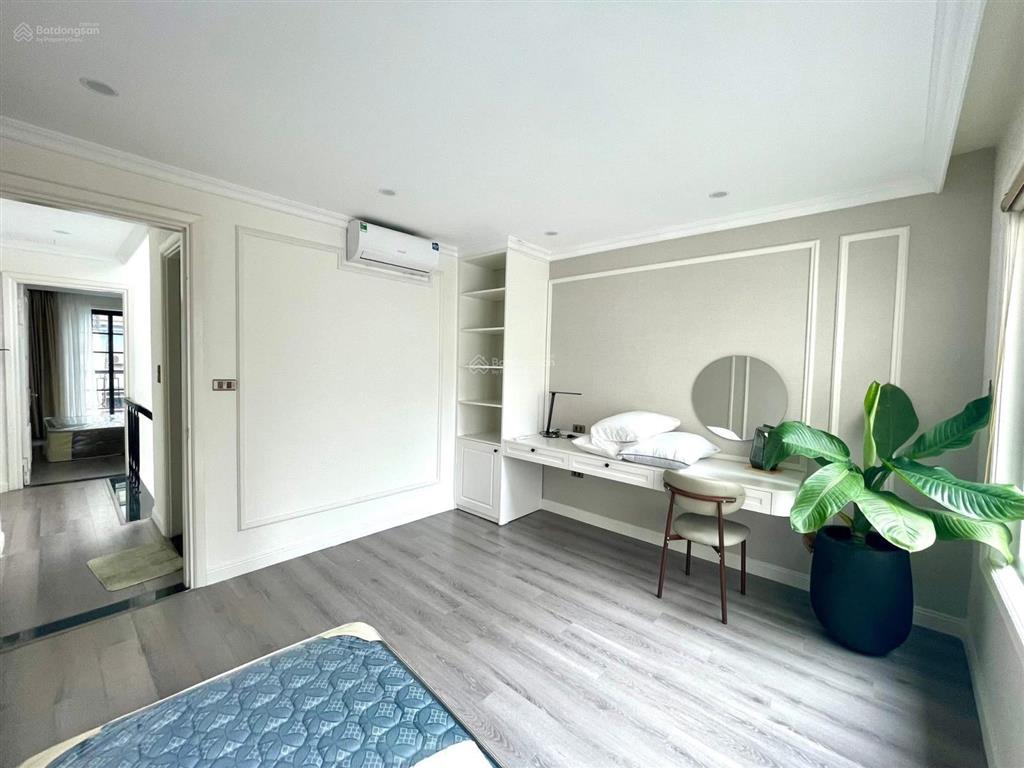 Tuyệt tác! nhà tôn đức thắng, 30m ra ô tô, 2 thoáng, 3 gác, mặt tiền 5m, tặng full nội thất, 43m2