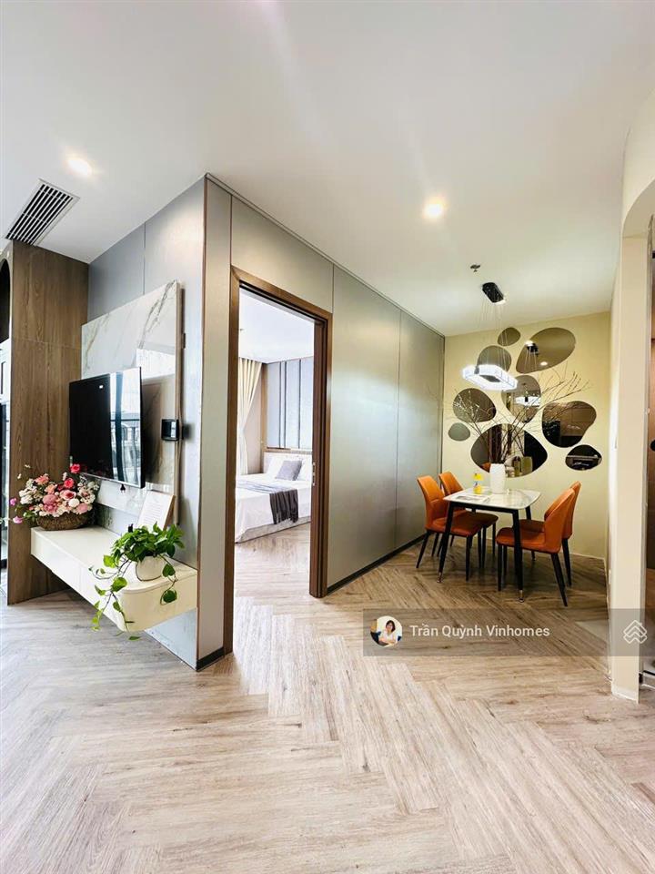 Bán căn hộ 1pn+ căn to 52m² full đồ nội thất cao cấp tòa mới nhất, view tây nam gần bến bus