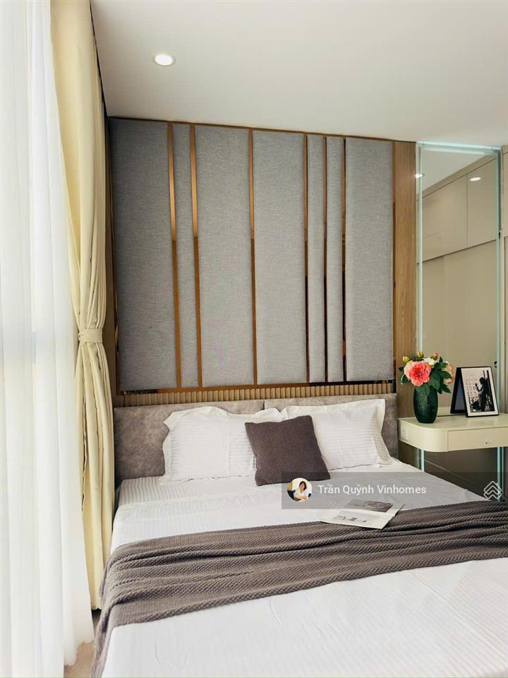 Bán căn hộ 1pn+ căn to 52m² full đồ nội thất cao cấp tòa mới nhất, view tây nam gần bến bus